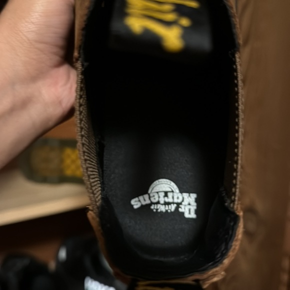 Dr. Martens Chelsea Boot - Picture 10 of 12